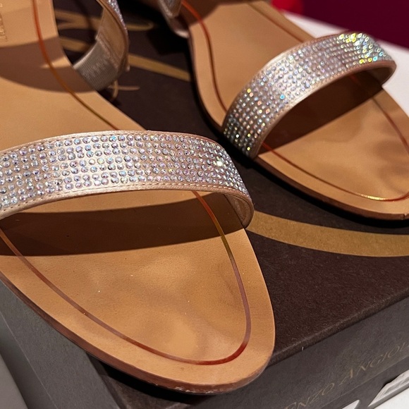 Enzo Angiolini Women’s “Eapersuit” Silver Rhinestone Sandals - Picture 6 of 9